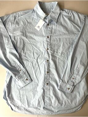 Men's Casual Light Blue Button-Down Shirt with Chest Pocket